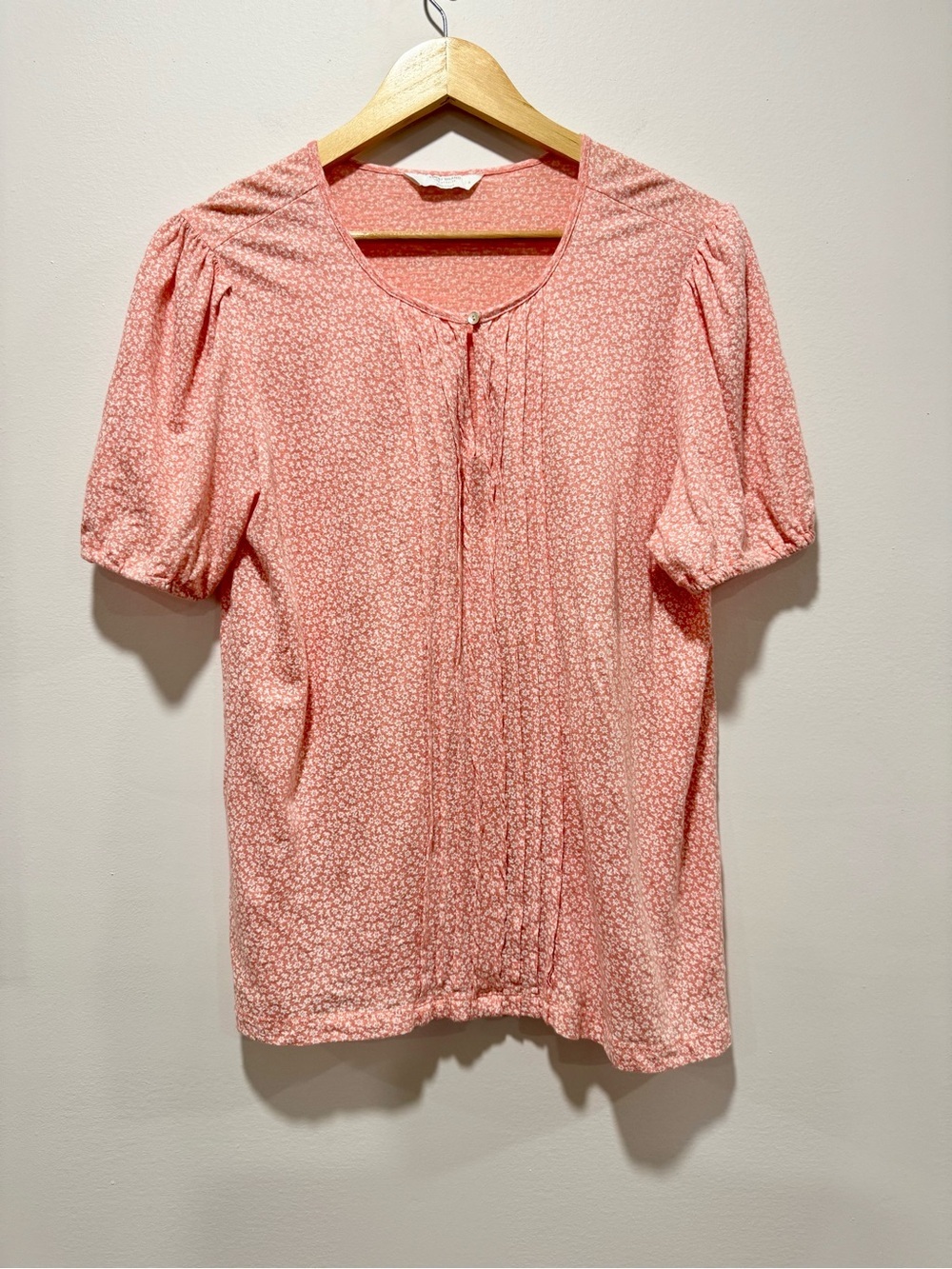 Lucky‎ Brand Peach Floral Peasant Blouse Puff Sleeve Pintuck Top Size M